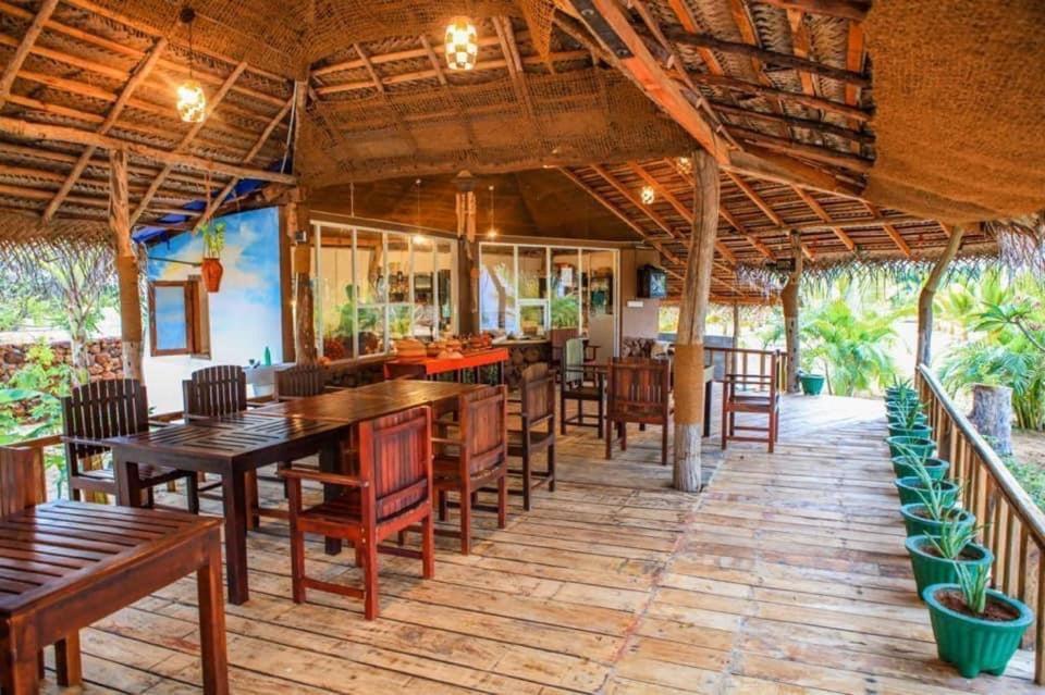 Whisky Point Surf Cabana Arugam Bay Bagian luar foto