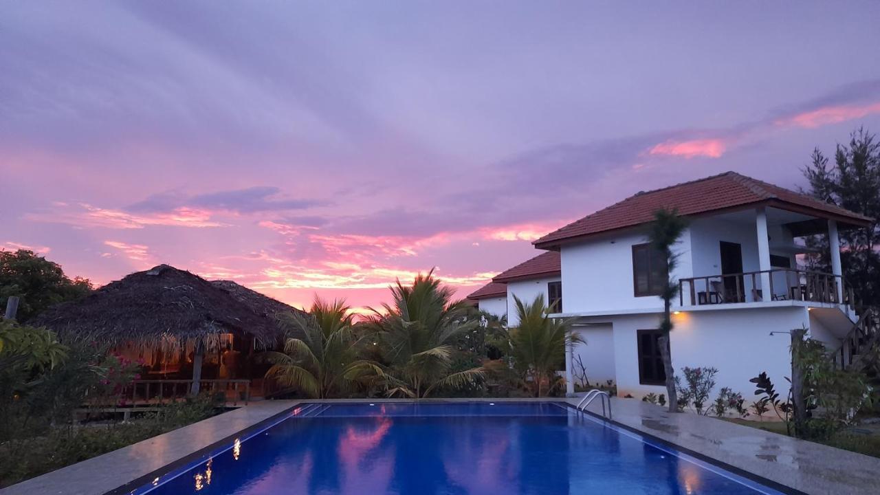 Whisky Point Surf Cabana Arugam Bay Bagian luar foto